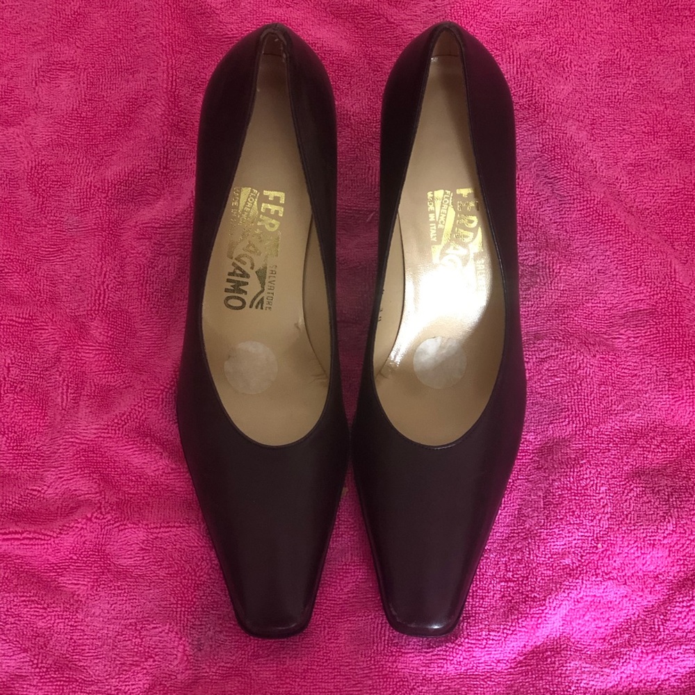 Salvatore Ferragamo leather heels